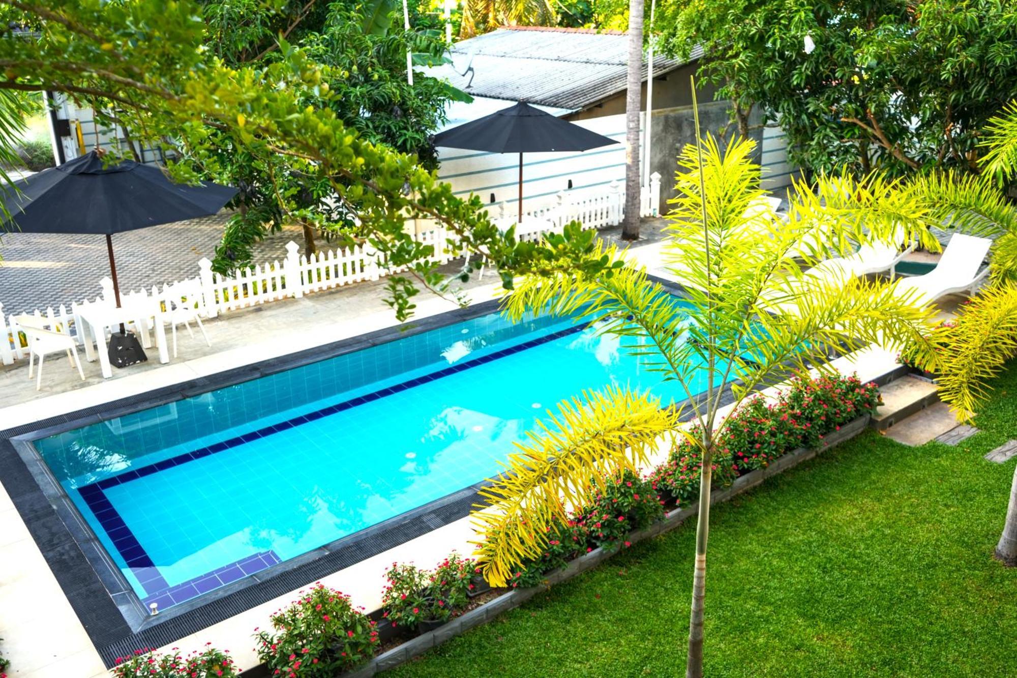 Wetland Resort Negombo Bagian luar foto